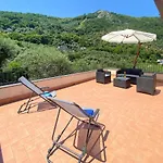 Arya's House Tatil Evi Colli di Fontanelle