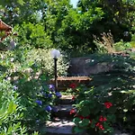Arya's House Tatil Evi Colli di Fontanelle